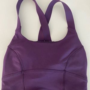 Lululemon sports bra